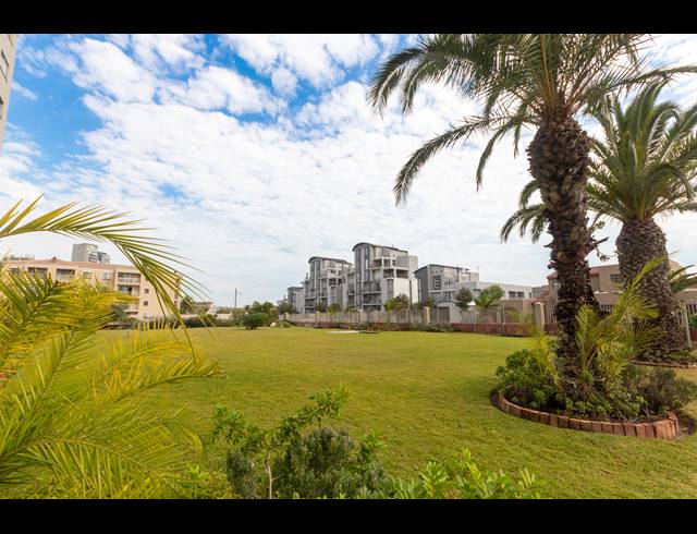 3 BEDROOM APARTMENT TO LET IN TABLE VIEW
